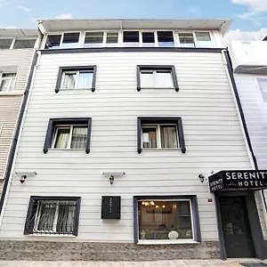 3* ホテル セレニティ
